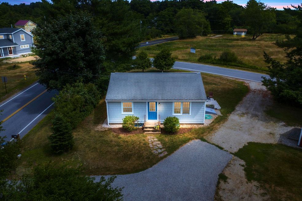 851 E Main St, Yarmouth, ME 04096 - photo 1