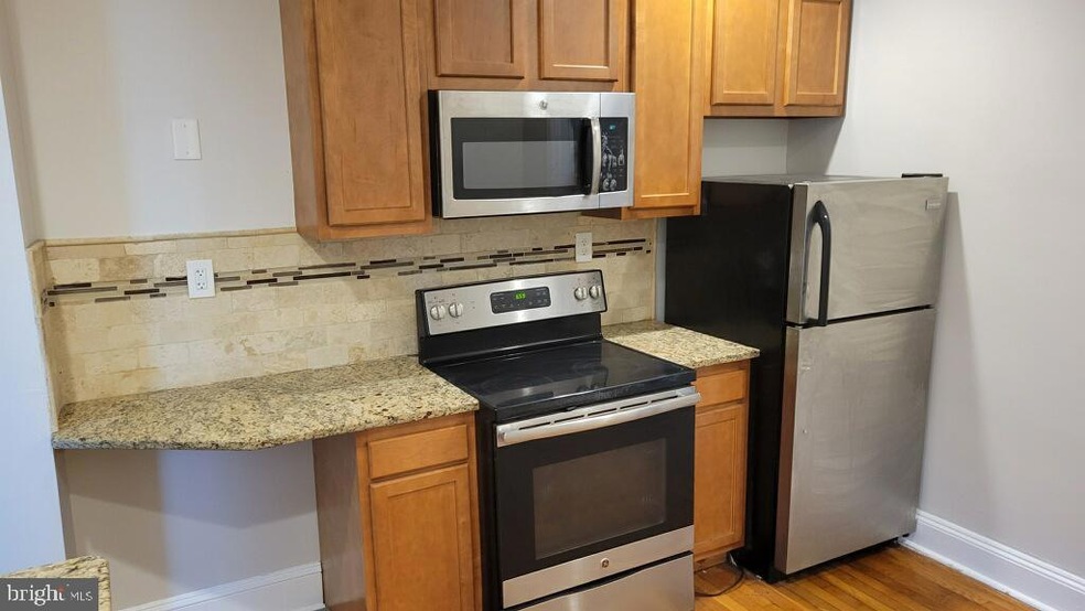 1018 W 8th St unit 3, Wilmington, DE 19806 - photo 1