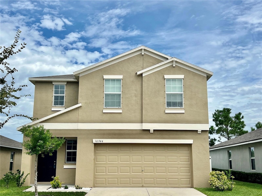 10944 Rainbow Pyrite Dr, Wimauma, FL 33598 - photo 1