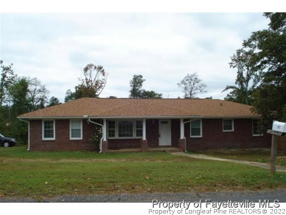 147 Ingleside Dr, Fayetteville, NC 28303 - photo 1