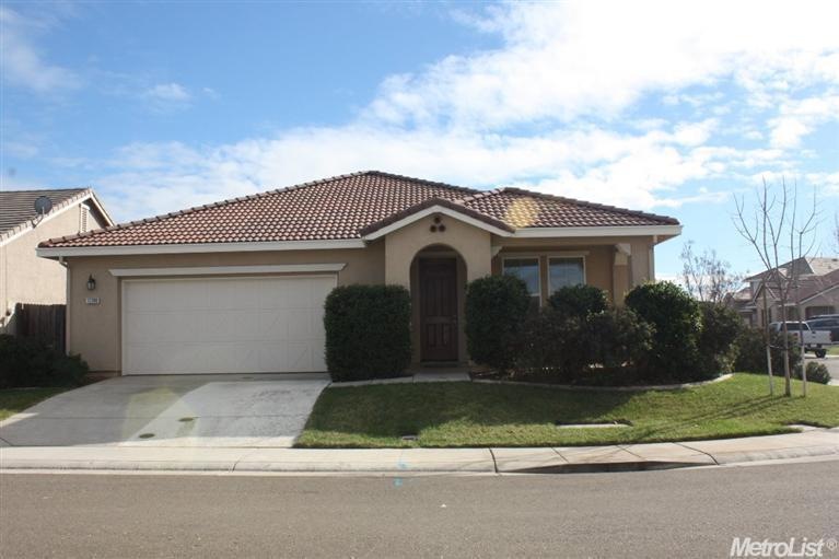 Great corner lot curb appeal.