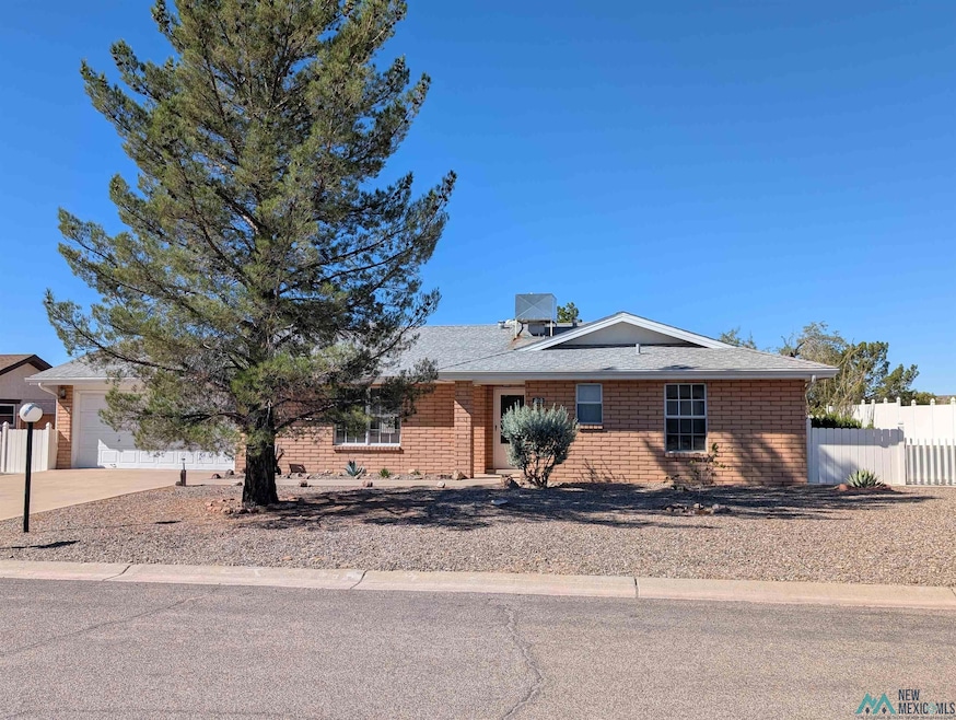 For Sale $285,000 • Co-Listing Agent