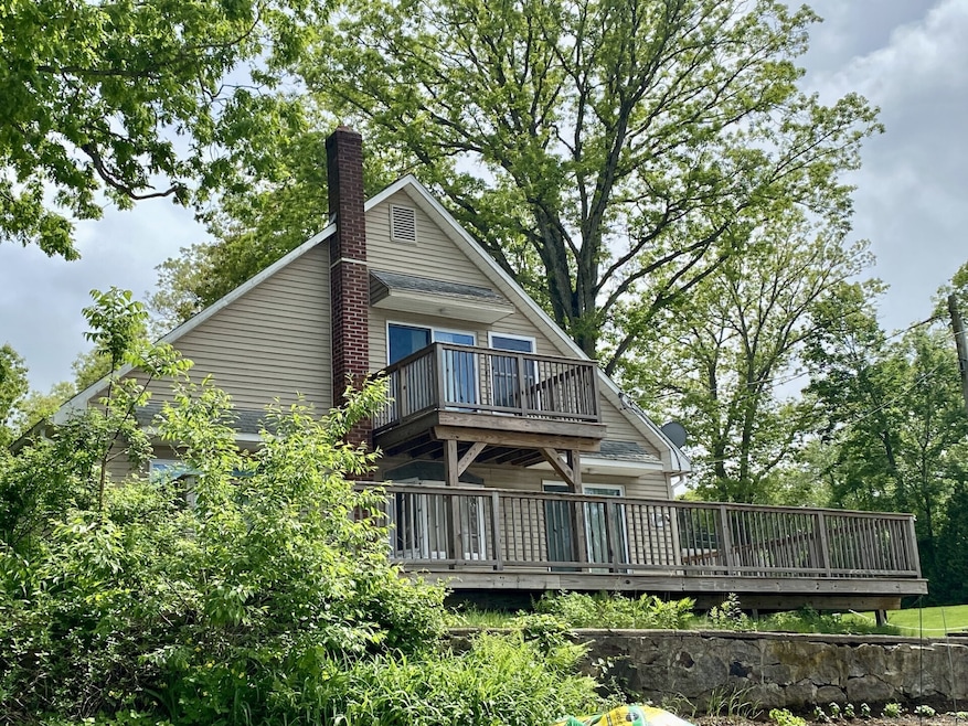 LAKE SIDE OF THE PROPERTY