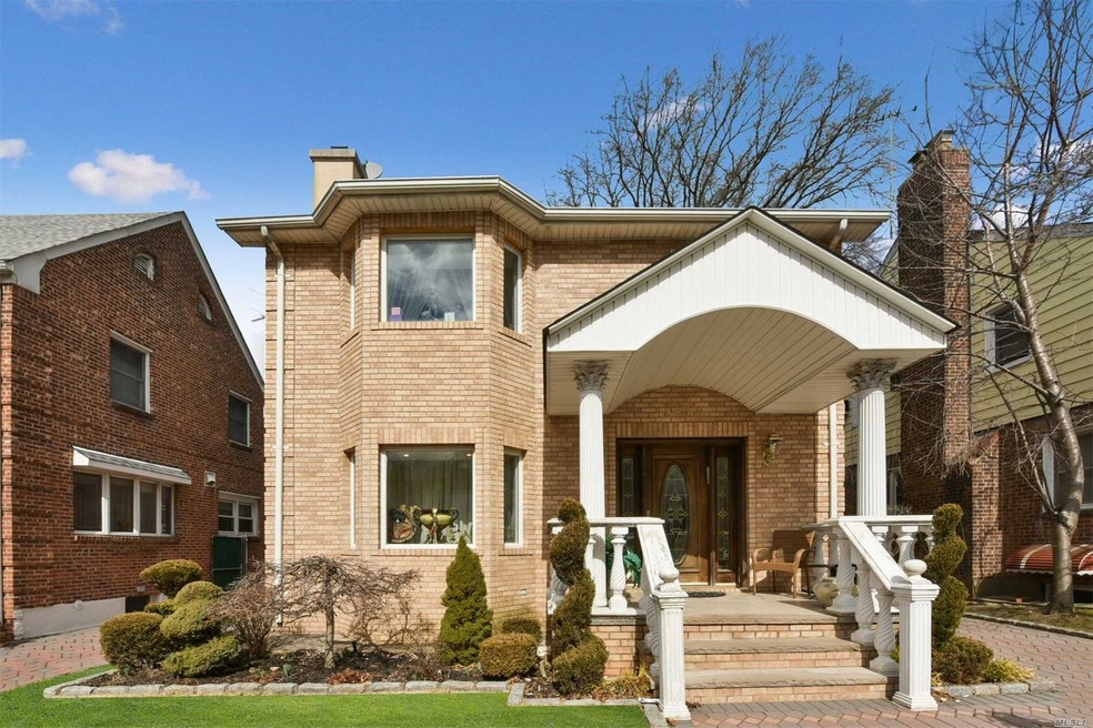 185-43 80th Rd, Jamaica, NY 11432 - photo 1