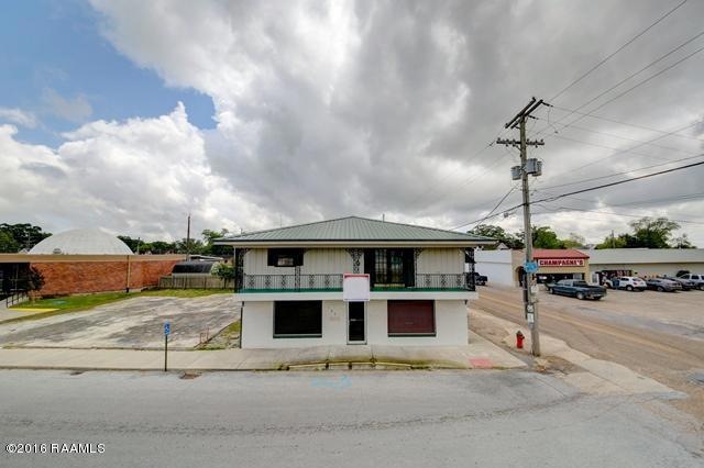 129 W Edwards1