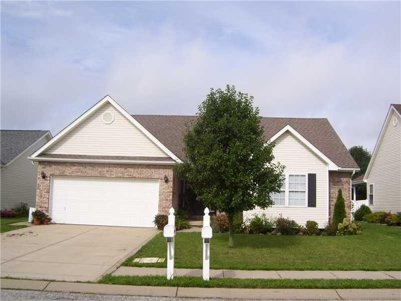 1711 N Nieman Dr, Greensburg, IN 47240 - photo 1