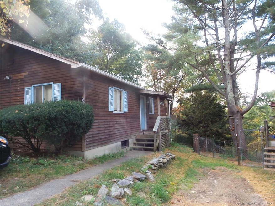 31 Chetelat Dr, Ashford, CT 06278 - photo 1