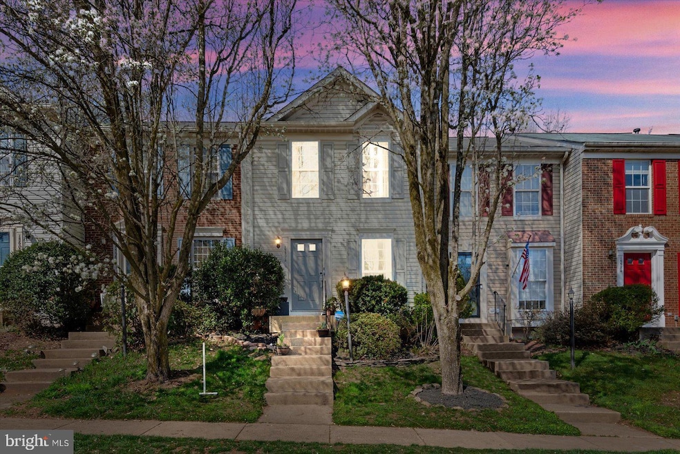 15592 Three Otters Place, Manassas, VA 20112 - photo 1