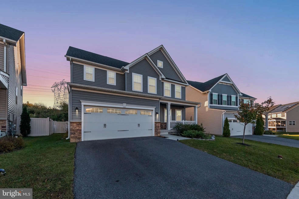 Pending $874,900 • Co-Listing Agent