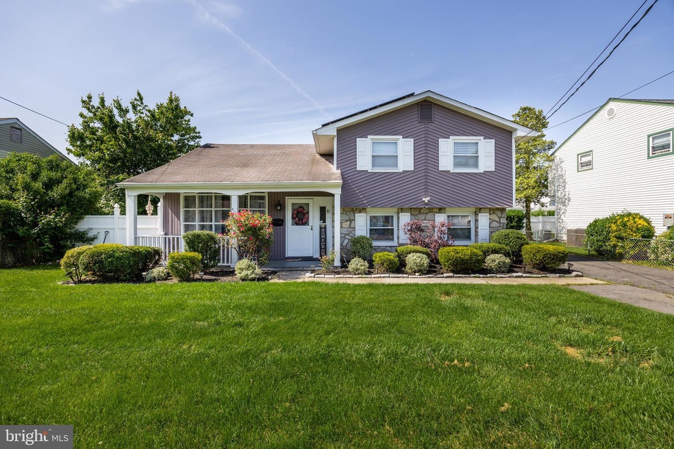 406 Monroe Ave, Beverly, NJ 08010 - photo 1