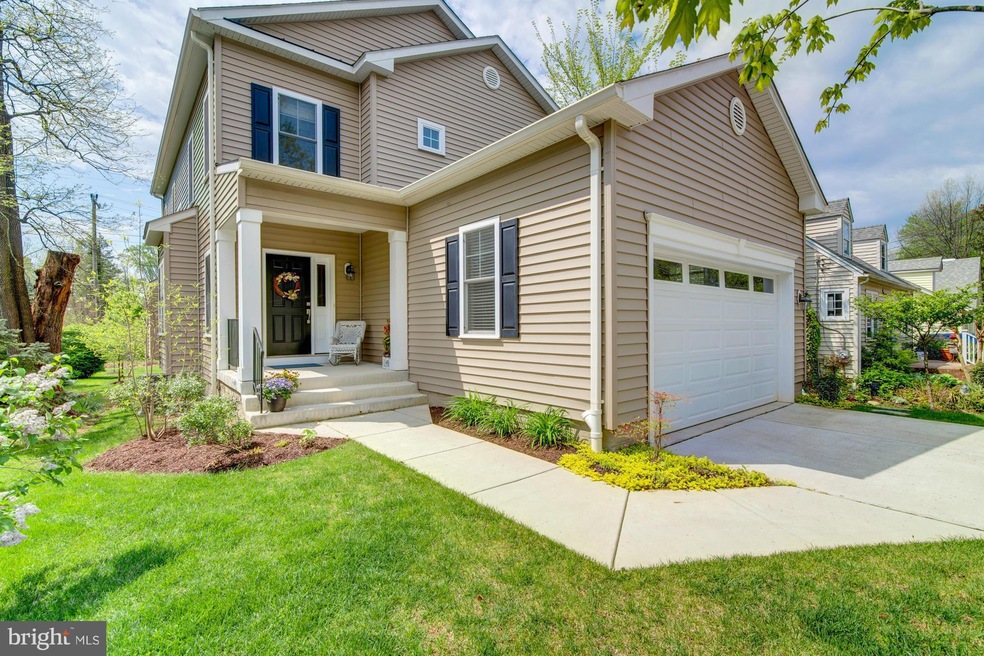 811 Lincoln Ave, Falls Church, VA 22046 - photo 1