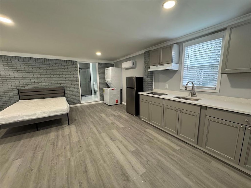 For Rent $1,100/month