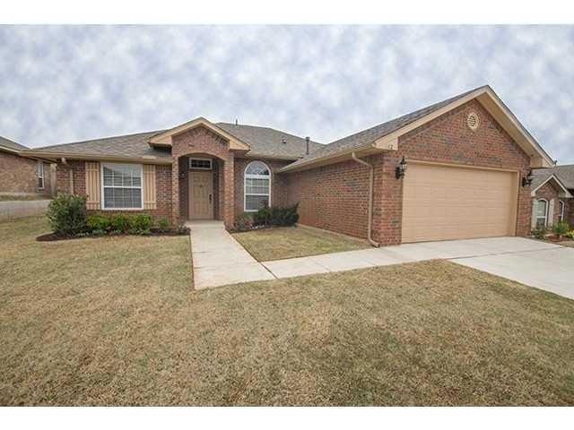 1012 Falco Concolor Dr, Norman, OK 73072 - photo 1