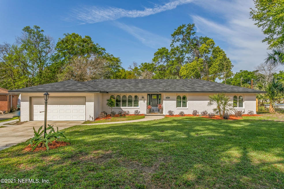 1066 Parkridge Cir W, Jacksonville, FL 32211 - photo 1