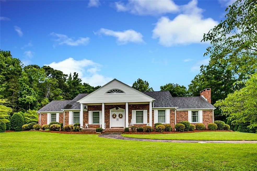 419 Springwood Rd, Asheboro, NC 27205 - photo 1