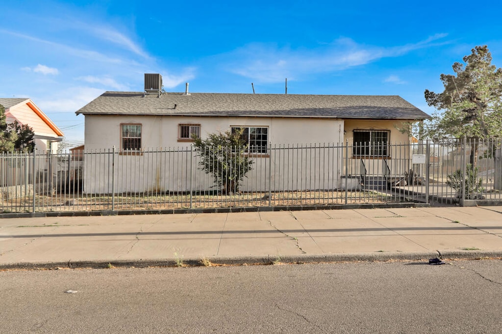 3200 Mobile Ave, El Paso, TX 79930 - photo 1