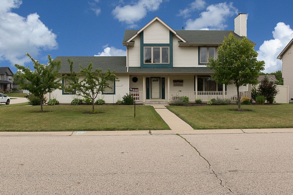 6011 Regency Hills-2