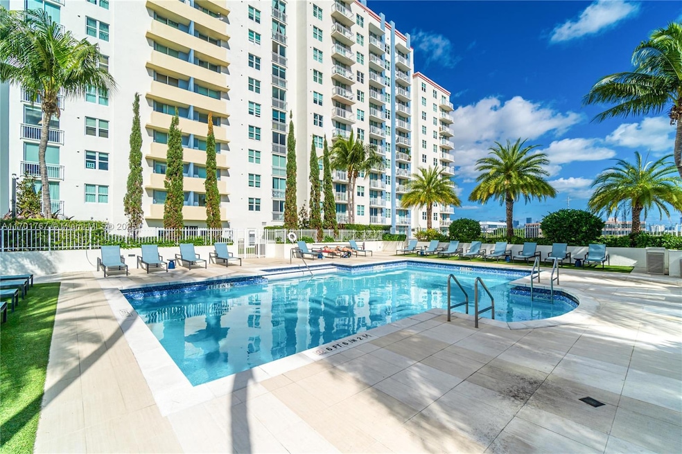 The Aston unit 1502, Coral Gables, FL 33145 - photo 1