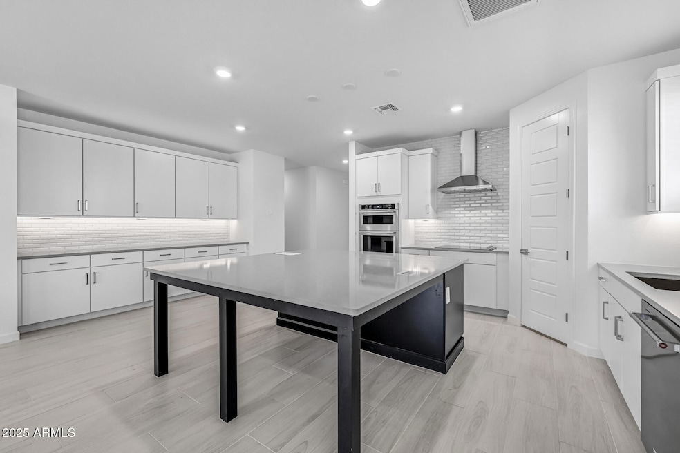 2323 W Pearce Rd, Laveen Village, AZ 85339 - photo 1