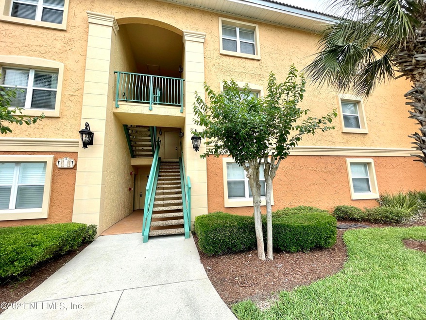 2400 1st St S unit I21, Jacksonville Beach, FL 32250 - photo 1