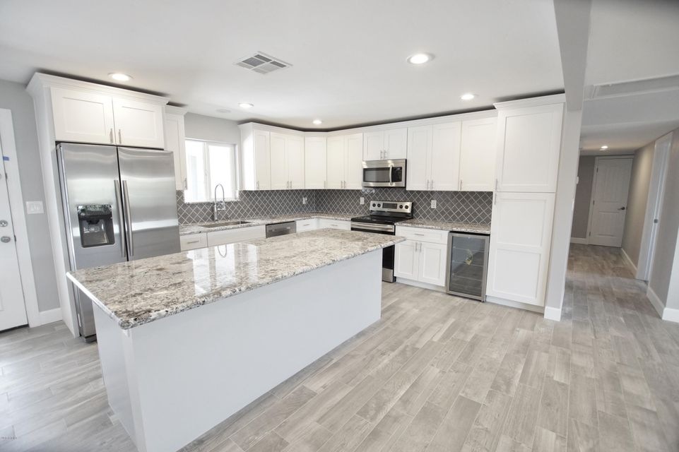Gourmet Kitchen