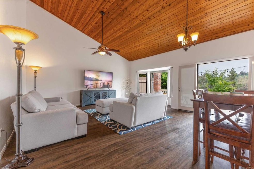 8505 Circle r Valley Ln, Escondido, CA 92026 - photo 1