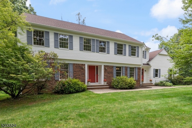 6 Canterbury Ct, Warren, NJ 07059 - photo 1