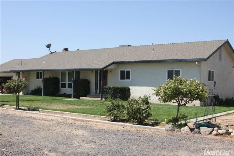 7707 Langworth Rd, Oakdale, CA 95361 - photo 1