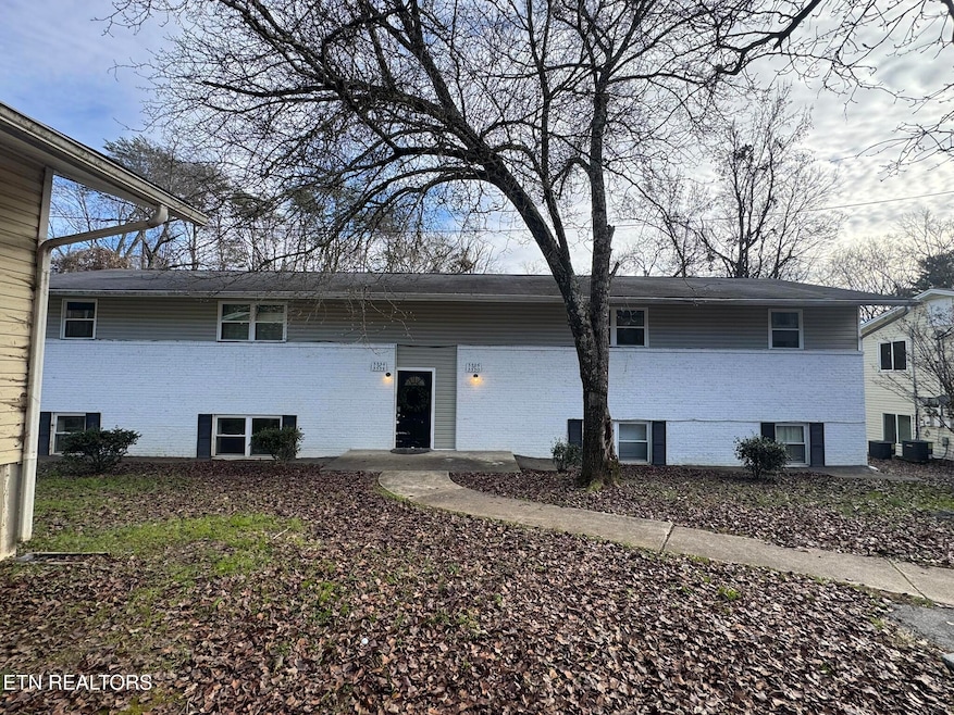 For Sale $2,950,000 • Co-Listing Agent