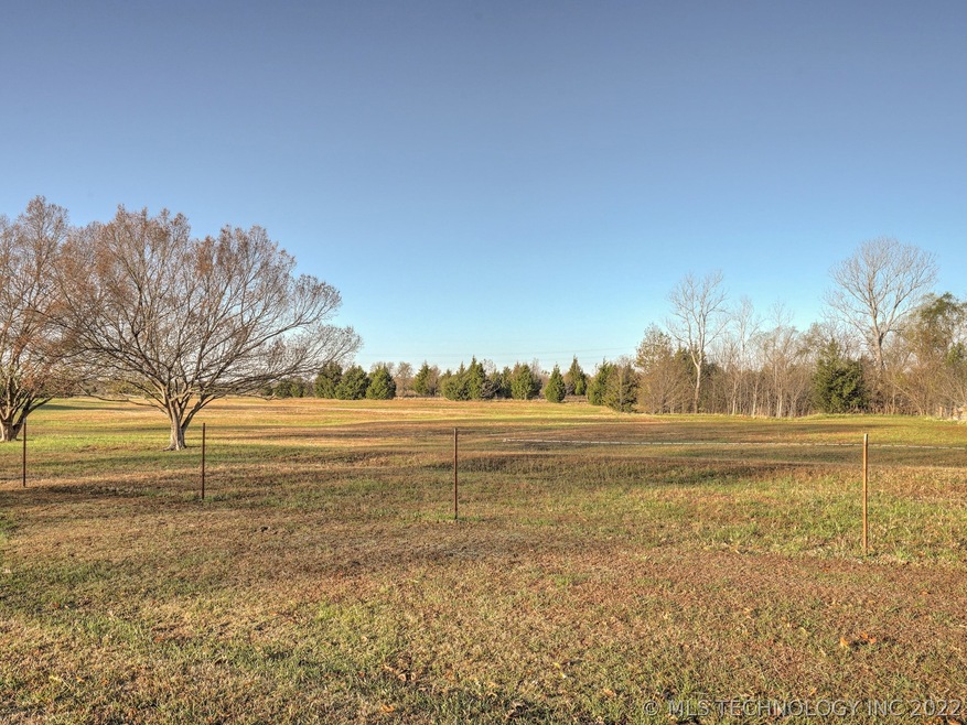 Beautiful 4.03 ac (m/l).   This view looking westw