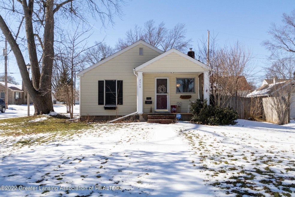 2340 Clifton Ave, Lansing, MI 48910 - photo 1