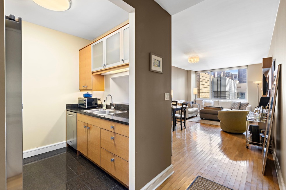 120 Riverside Boulevard unit 12P, New York, NY 10069 - photo 1