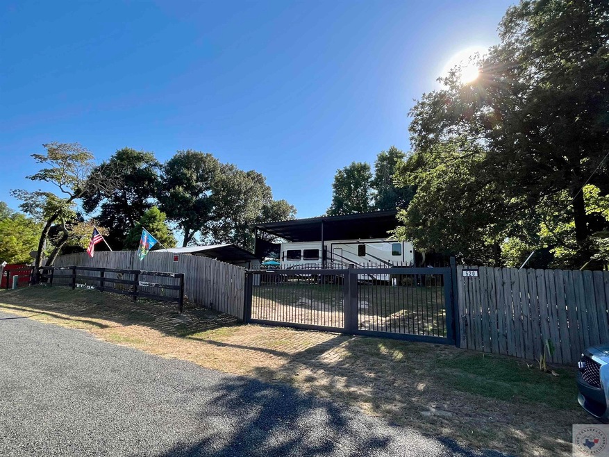 520 Cr 1230, Redwater, TX 75501 - photo 1