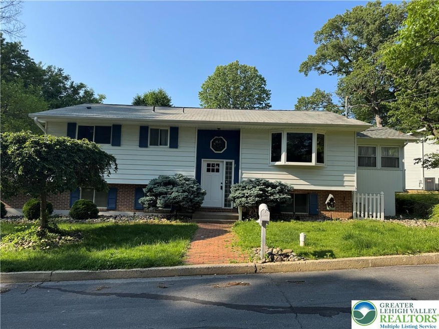 2707 Broder St SW, Allentown, PA 18103 - photo 1