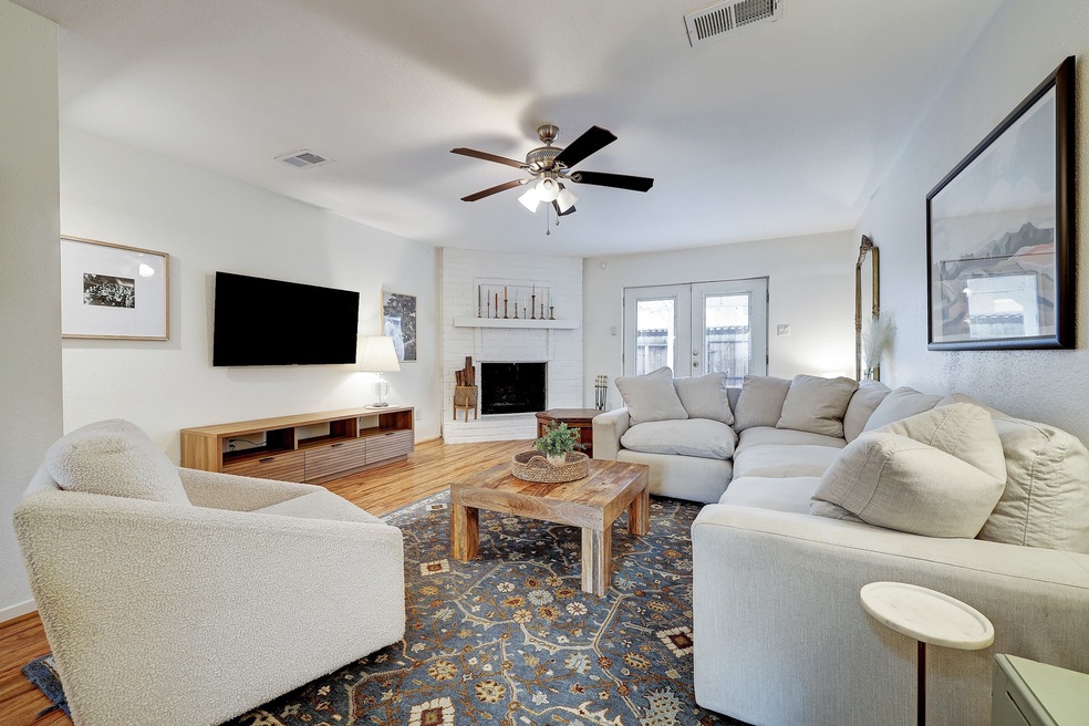 1631 W Sam Houston Pkwy S, Houston, TX 77042 - photo 1