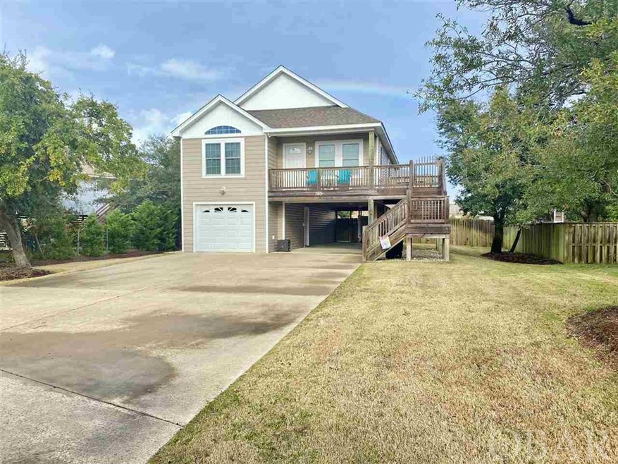 703 Fox St, Kill Devil Hills, NC 27948 - photo 1