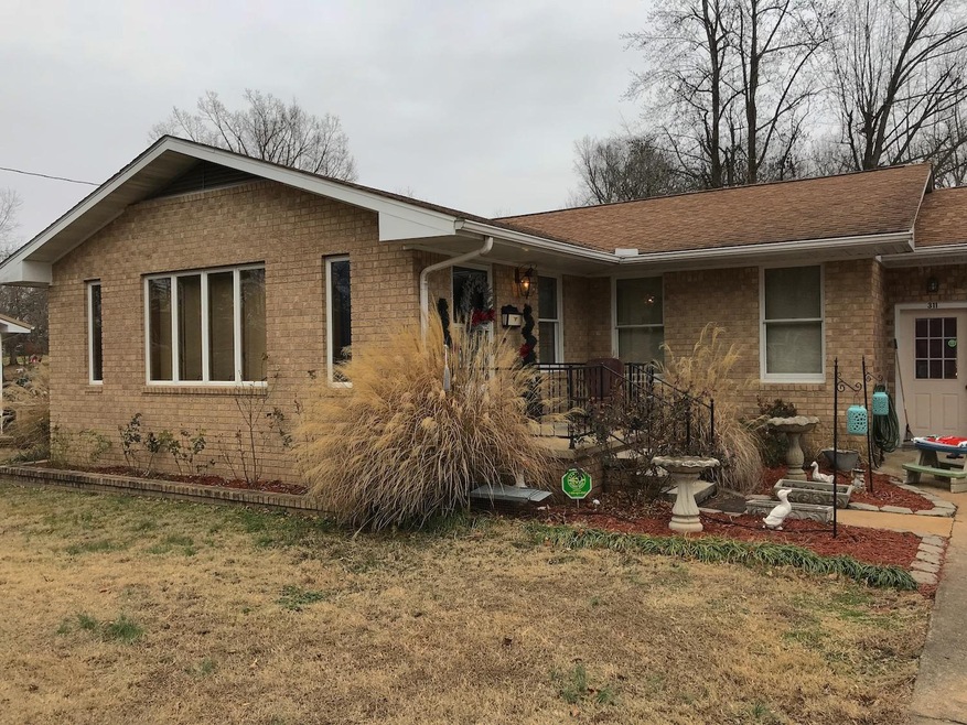 Home for Sale in Thayer