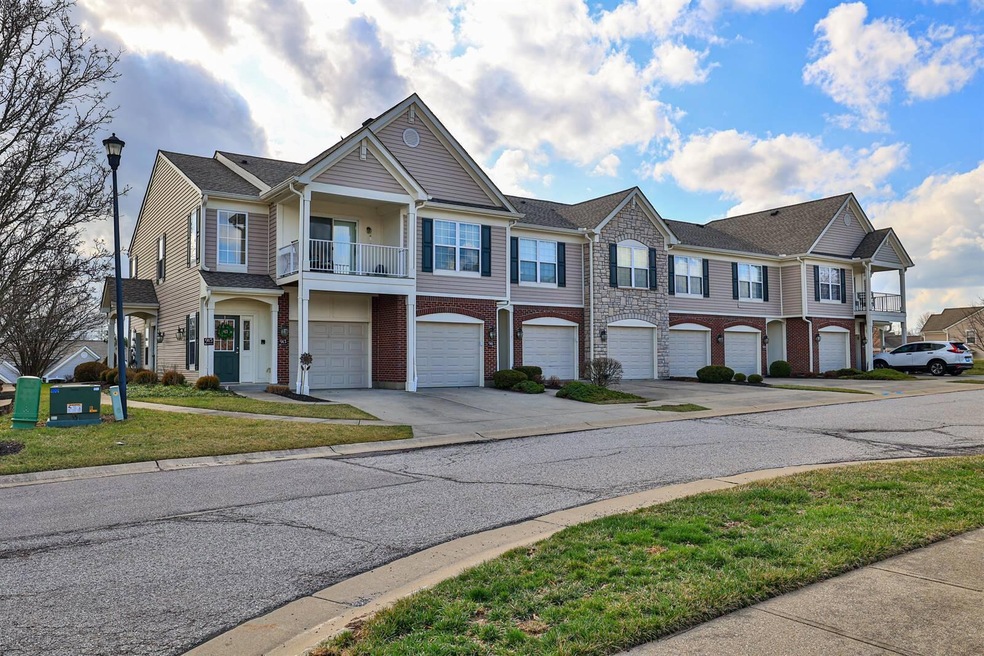 001-Exterior-Main