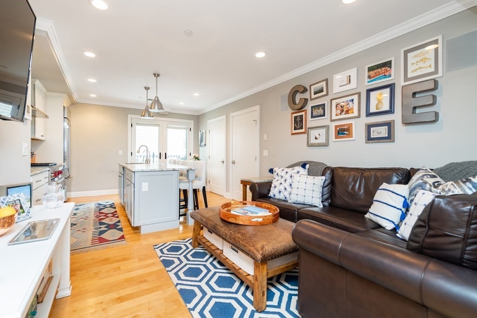 881 E 2nd St unit 6, Boston, MA 02127 - photo 1