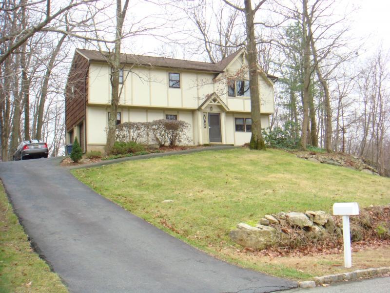 5 Divito Trail, Hopatcong, NJ 07843 - photo 1