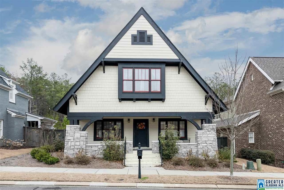 4 BEDROOMS, 3.5 BATHS, PATIO AREA, FENCED YARD, CO