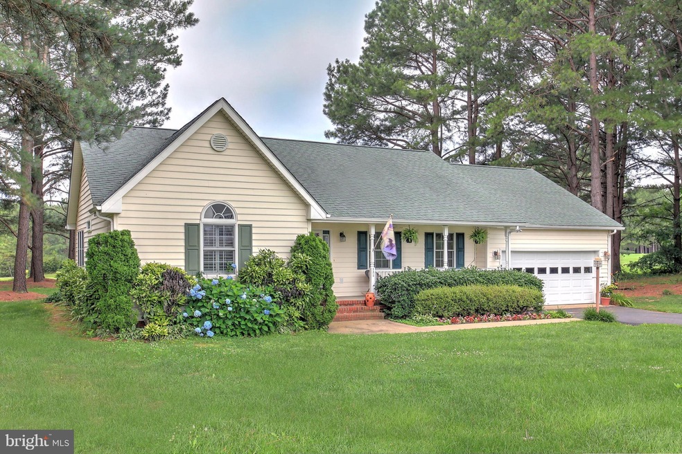 121 Woodger Cir, Louisa, VA 23093 - photo 1