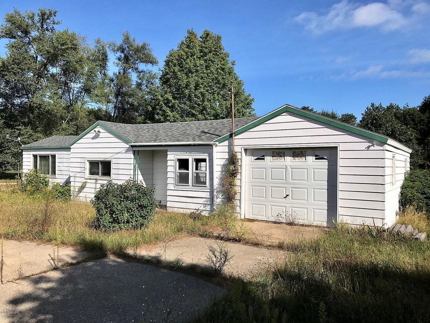 3676 W Long Lake6