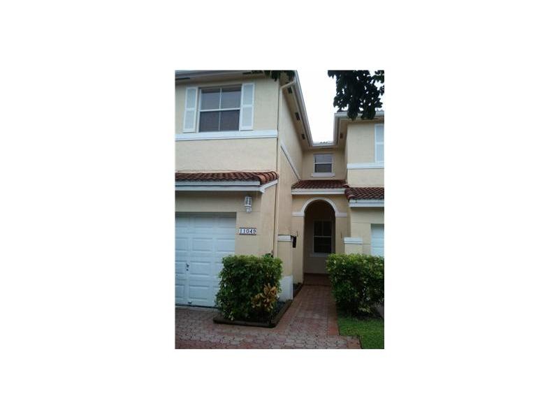 11049 NW 43rd Ln, Doral, FL 33178 - photo 1