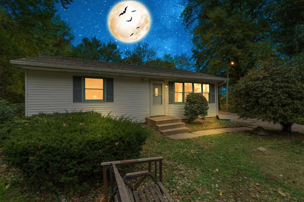 3032 N 150 E, La Porte, IN 46350 - photo 1