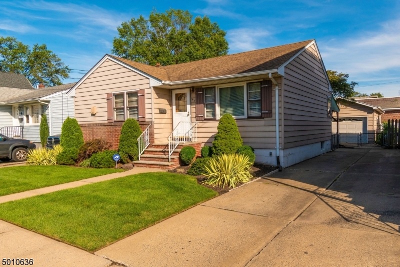 45 W 16th St, Linden, NJ 07036 - photo 1