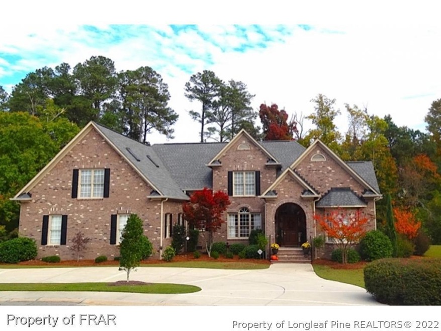 221 Forest Creek Dr, Fayetteville, NC 28303 - photo 1