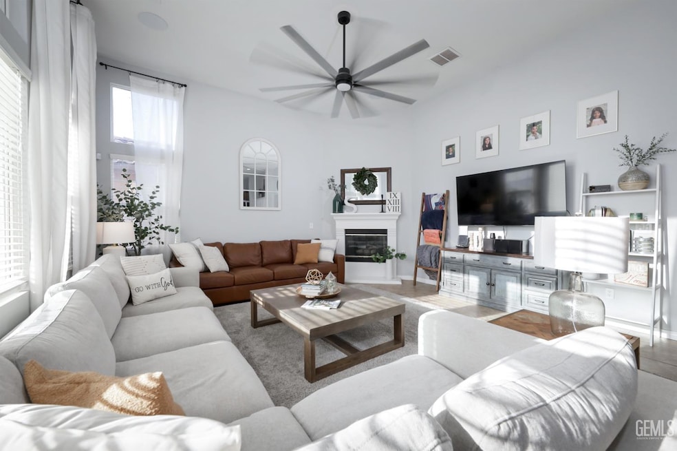 For Sale $479,000 • Co-Listing Agent