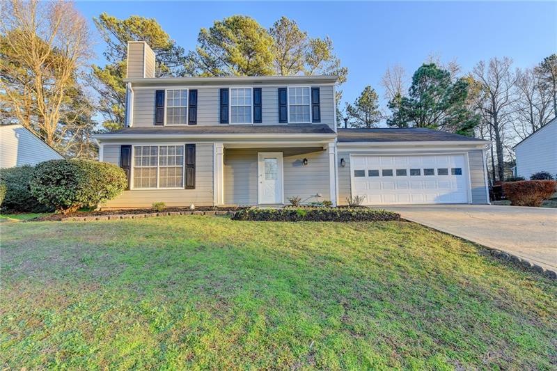 11215 Bramshill Dr, Alpharetta, GA 30022 - photo 1