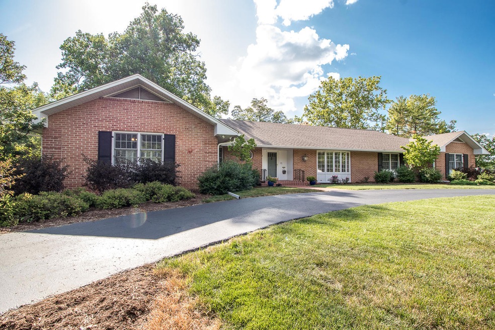 7 Sappington Dr